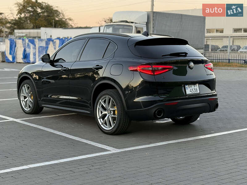 Позашляховик / Кросовер Alfa Romeo Stelvio 2017 в Одесі фото 42 Позашляховик / Кросовер Alfa Romeo Stelvio 2017 в Одесі