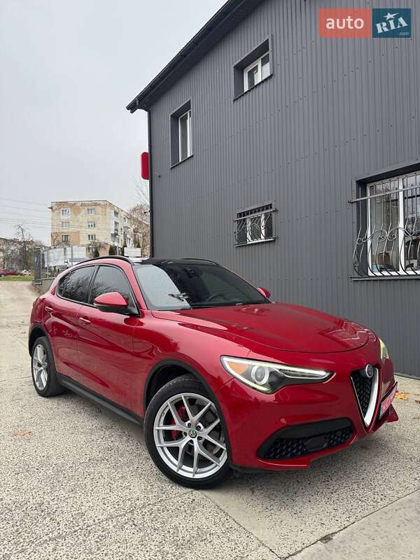 Внедорожник / Кроссовер Alfa Romeo Stelvio 2017 в Дрогобыче фото Внедорожник / Кроссовер Alfa Romeo Stelvio 2017 в Дрогобыче