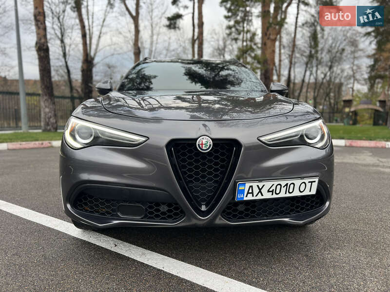 Позашляховик / Кросовер Alfa Romeo Stelvio 2018 в Харкові фото 8 Позашляховик / Кросовер Alfa Romeo Stelvio 2018 в Харкові