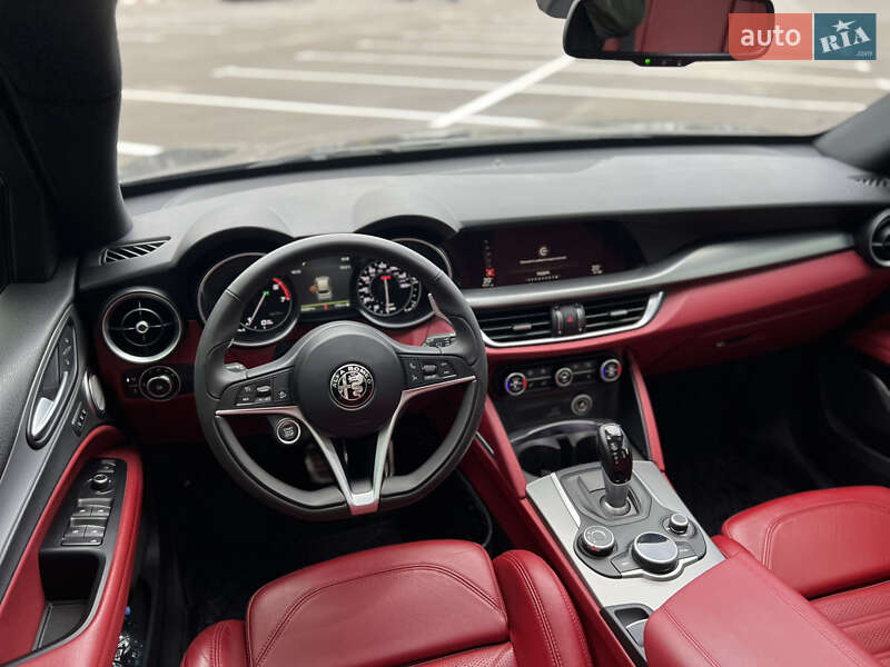 Позашляховик / Кросовер Alfa Romeo Stelvio 2018 в Харкові фото 27 Позашляховик / Кросовер Alfa Romeo Stelvio 2018 в Харкові