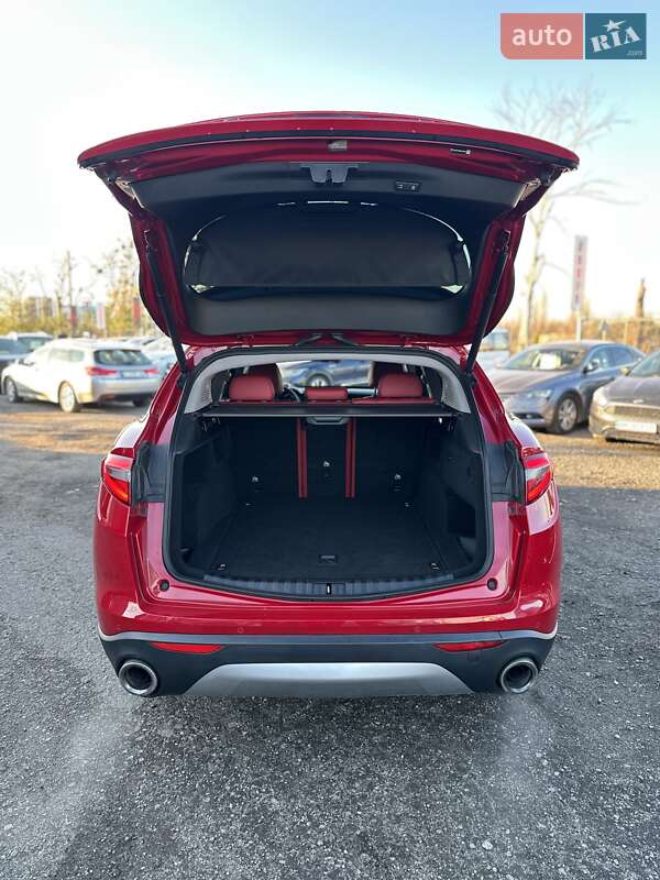 Внедорожник / Кроссовер Alfa Romeo Stelvio 2018 в Белогородке