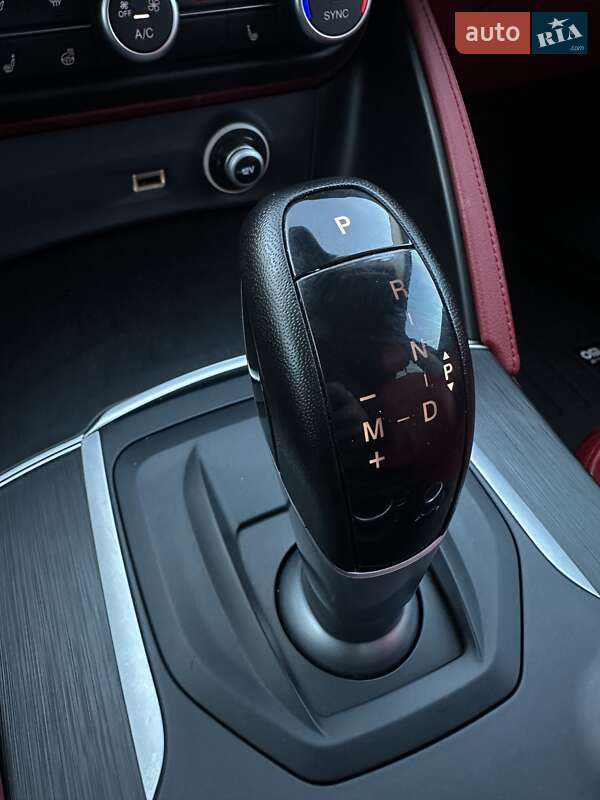 Внедорожник / Кроссовер Alfa Romeo Stelvio 2018 в Белогородке