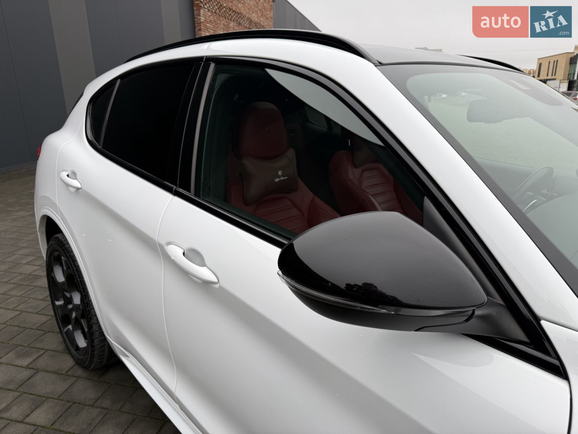 2022 Alfa Romeo Stelvio - мініатюра 29