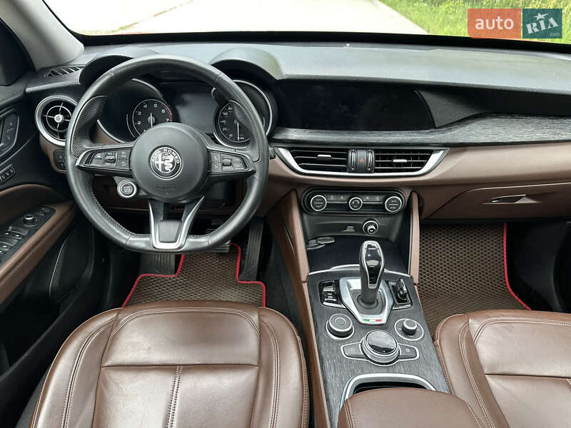 Внедорожник / Кроссовер Alfa Romeo Stelvio 2021 в Черновцах