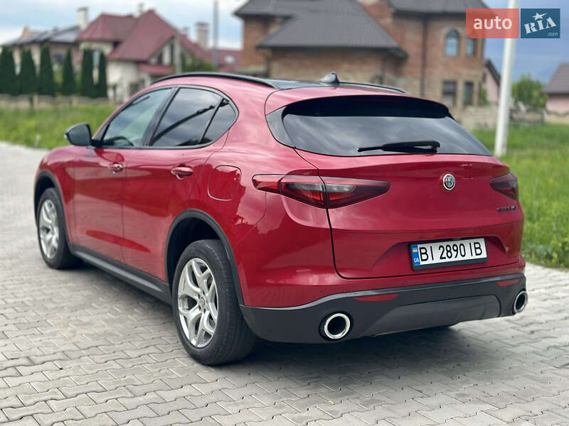 Внедорожник / Кроссовер Alfa Romeo Stelvio 2021 в Черновцах