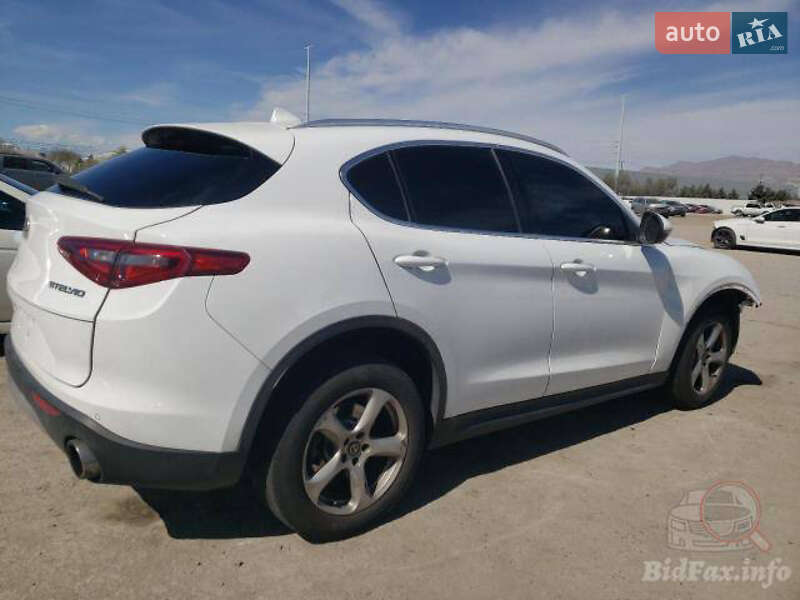 Внедорожник / Кроссовер Alfa Romeo Stelvio 2018 в Ирпене