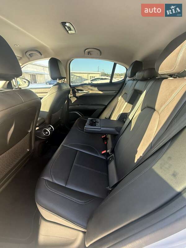 Внедорожник / Кроссовер Alfa Romeo Stelvio 2020 в Киеве