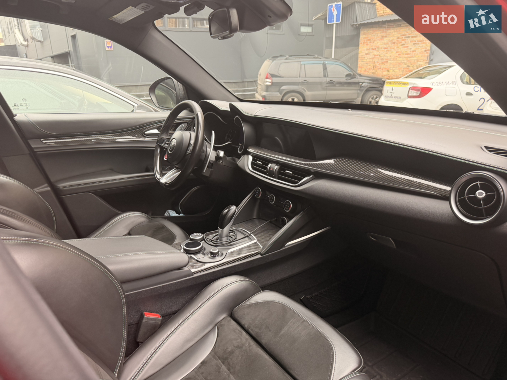 2018 Alfa Romeo Stelvio - мініатюра 9