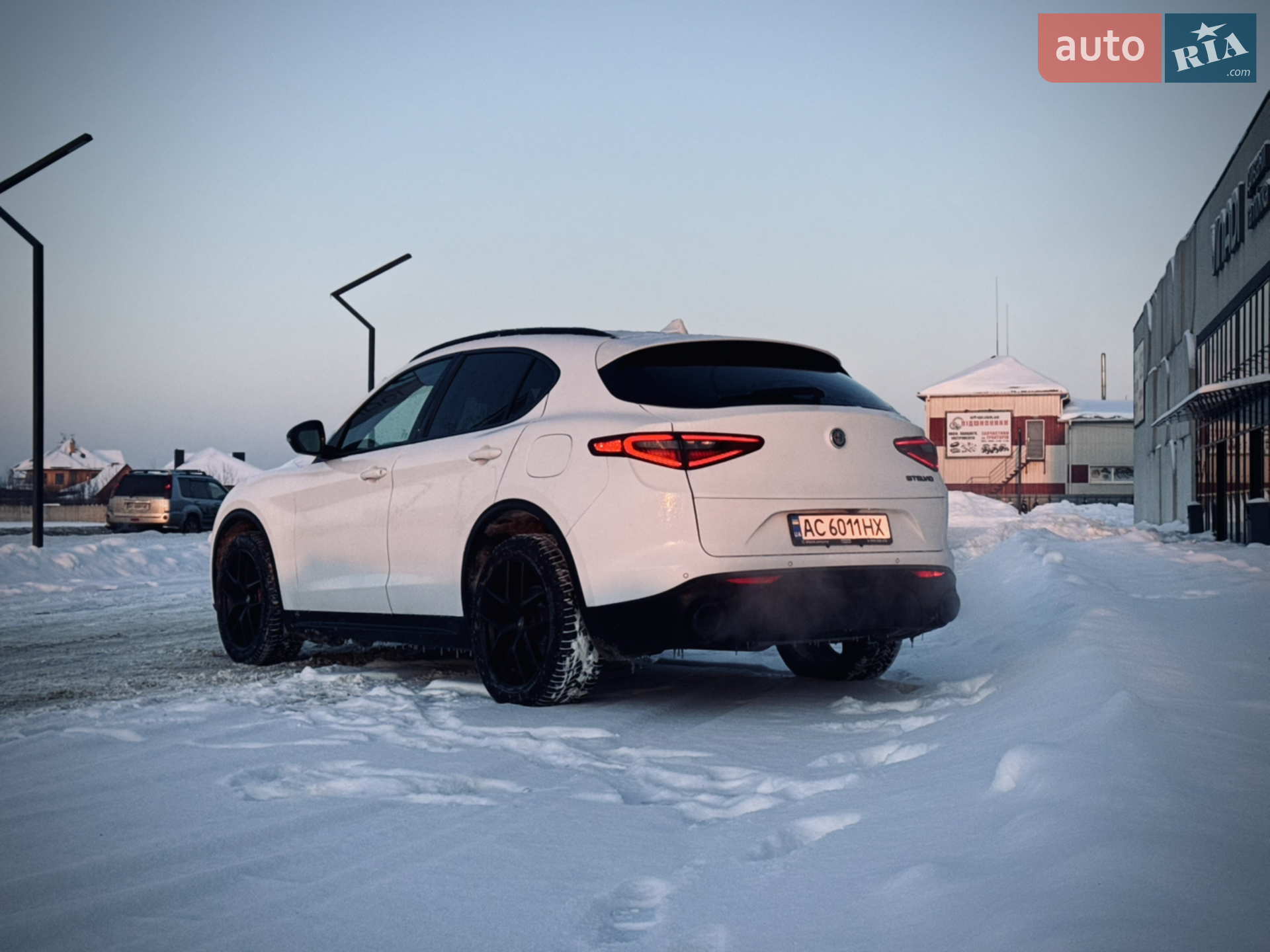 2019 Alfa Romeo Stelvio - мініатюра 8
