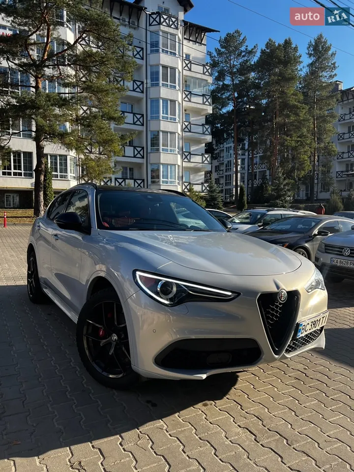 2021 Alfa Romeo Stelvio - мініатюра 11