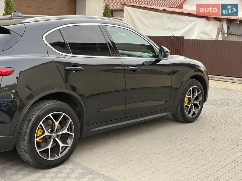 Alfa Romeo Stelvio 2019 VIN ZASPAKBN3K7C51418 фото оголошення 4 з 60