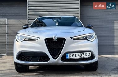 Позашляховик / Кросовер Alfa Romeo Stelvio 2020 в Києві