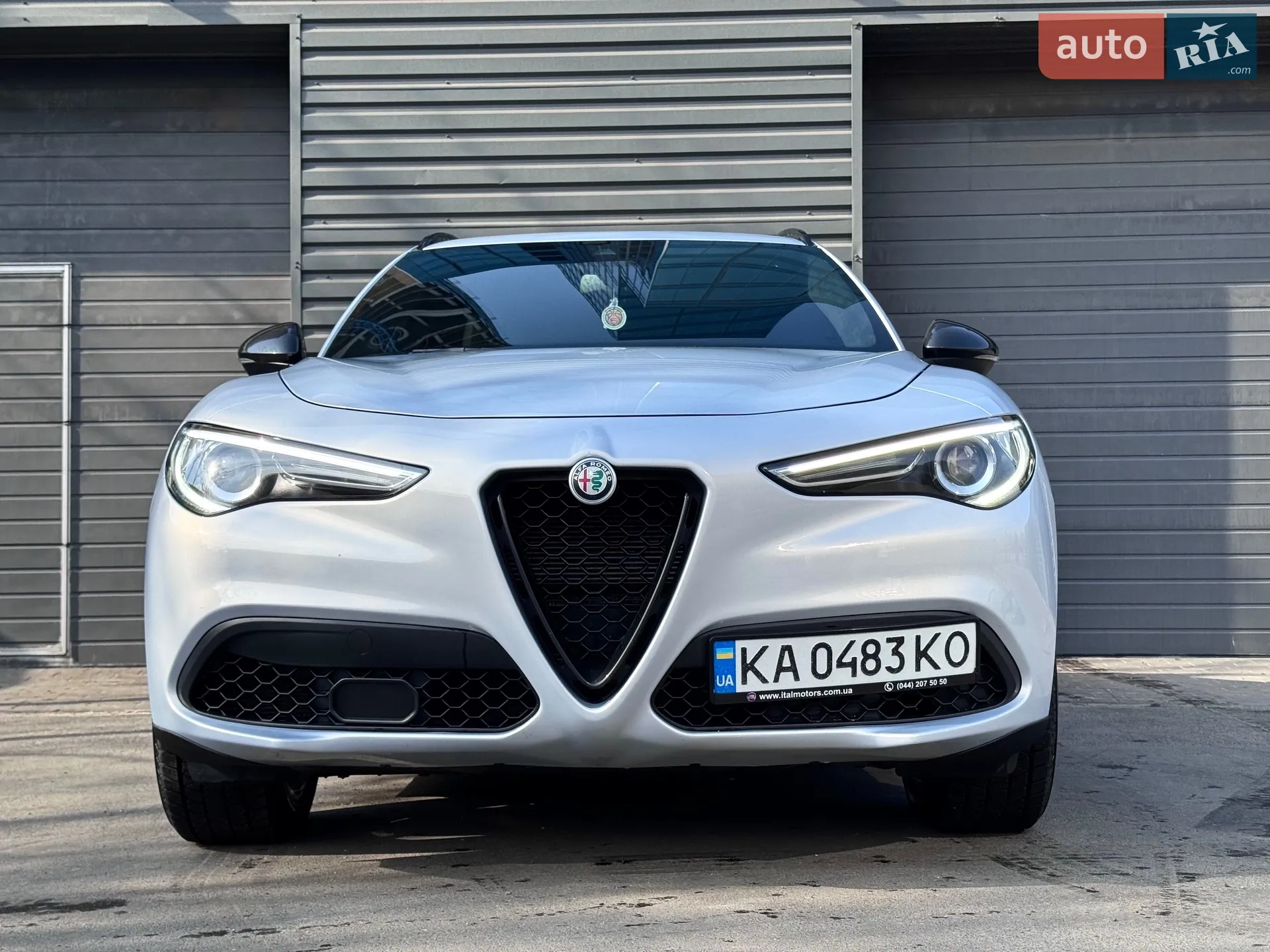 2020 Alfa Romeo Stelvio - фото 1