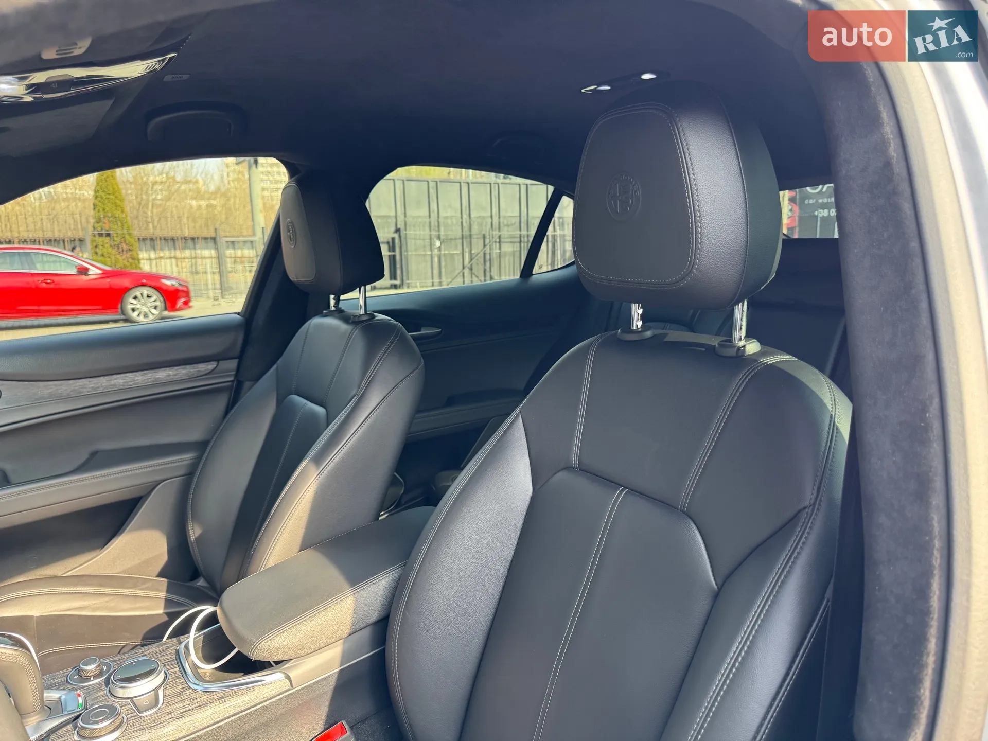 2020 Alfa Romeo Stelvio - мініатюра 32