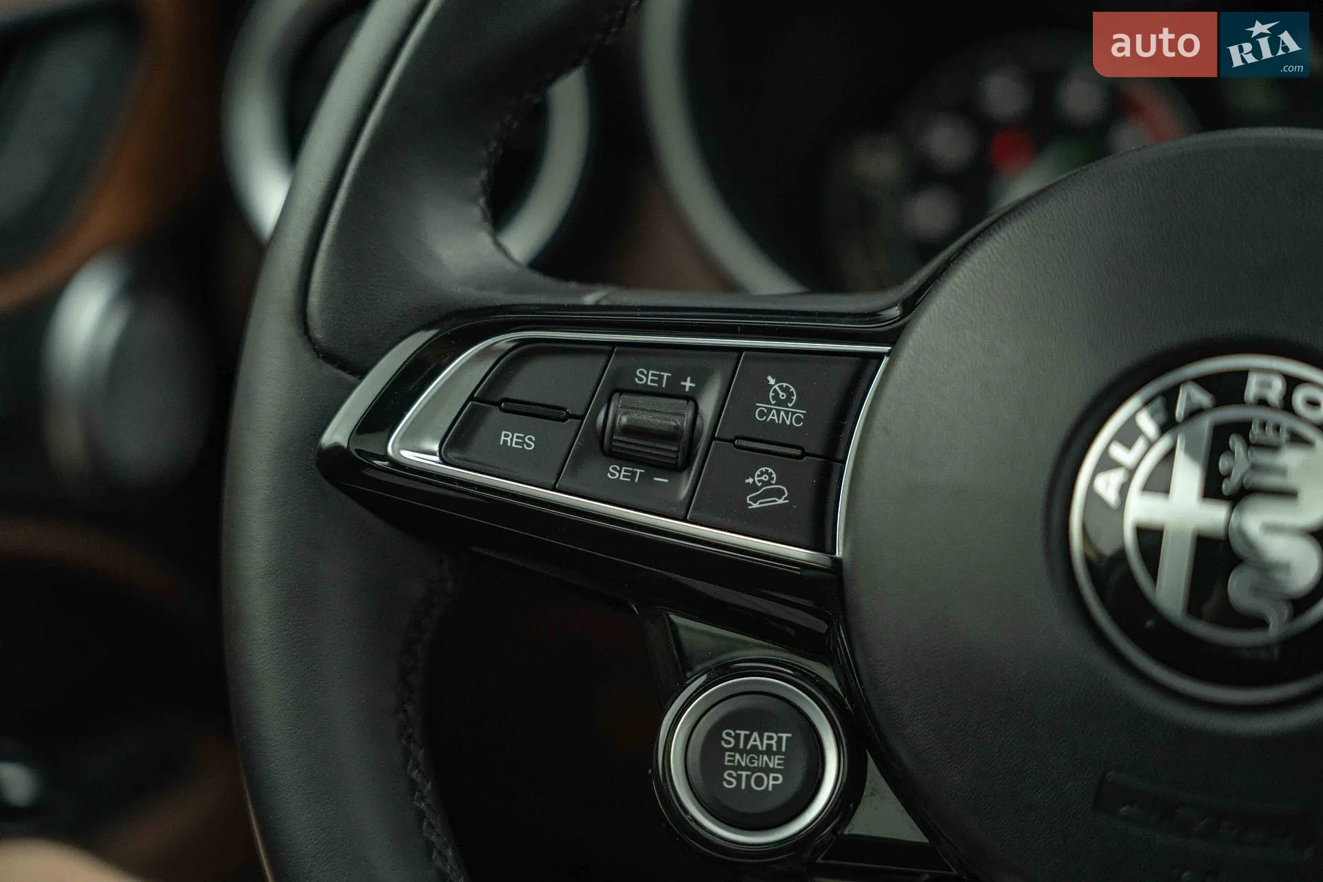 2020 Alfa Romeo Stelvio - мініатюра 33