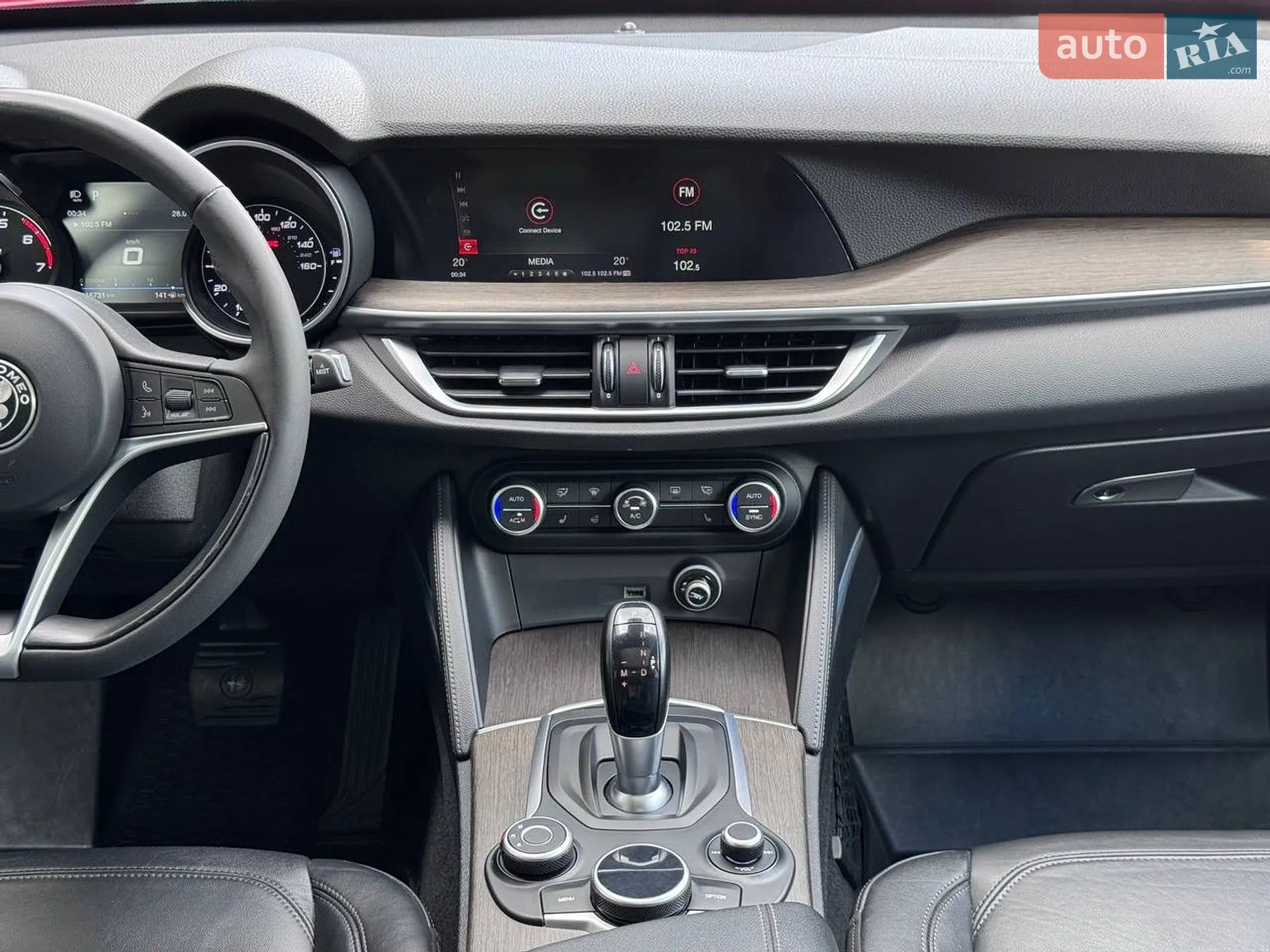 2018 Alfa Romeo Stelvio - мініатюра 32