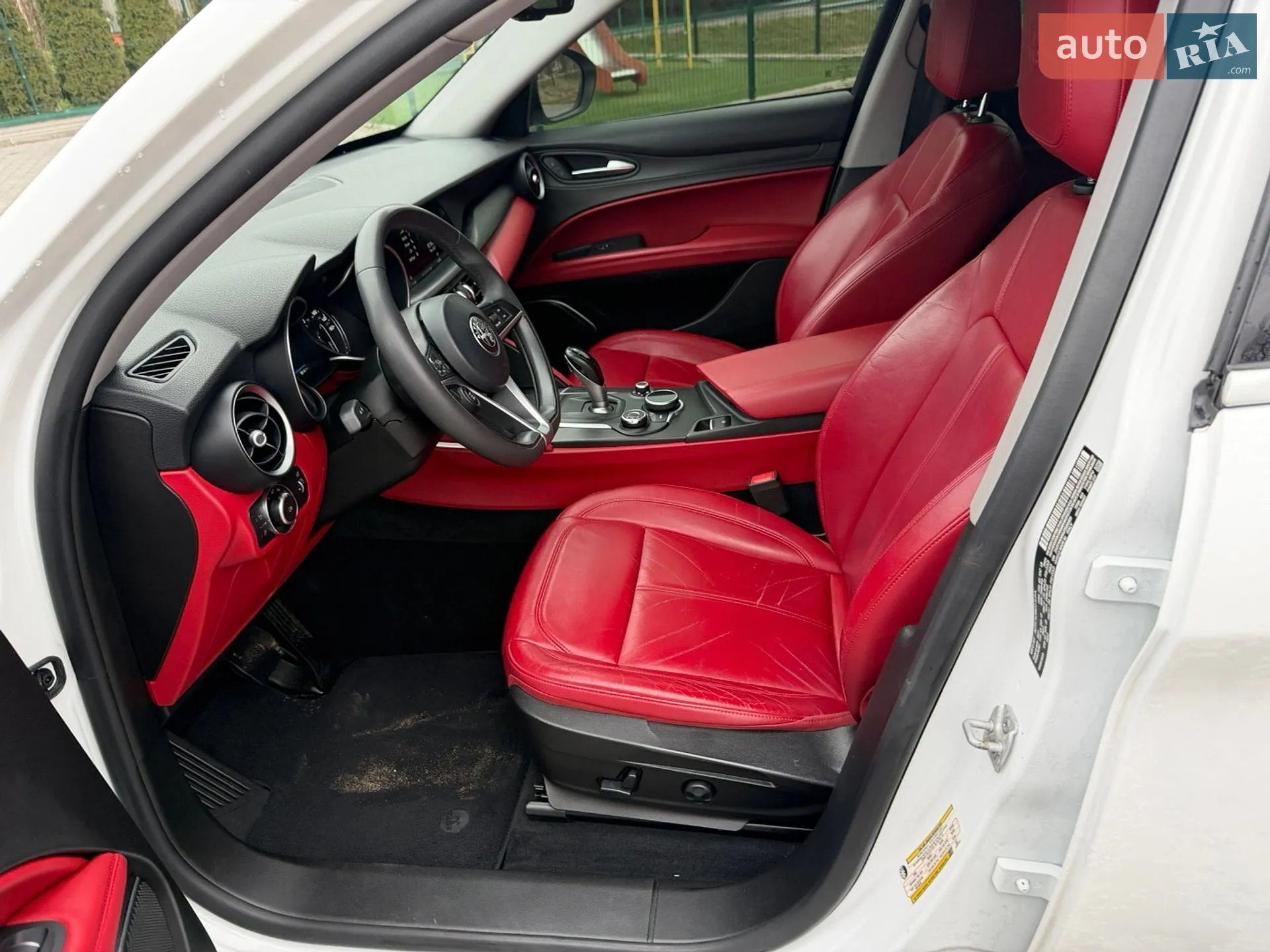 2017 Alfa Romeo Stelvio - мініатюра 8
