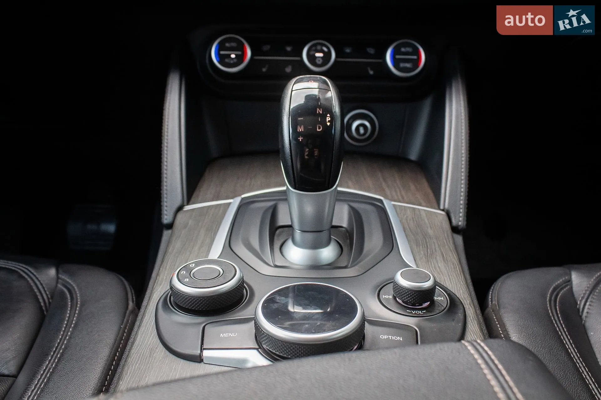 2017 Alfa Romeo Stelvio - мініатюра 27