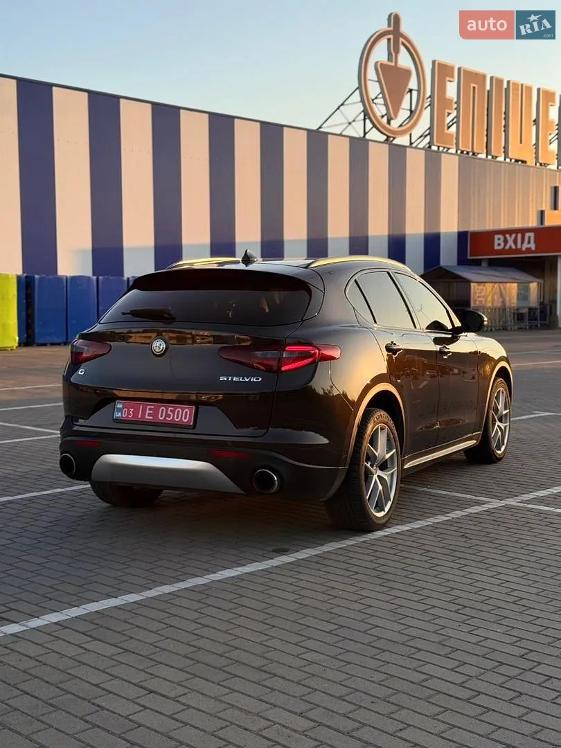 2017 Alfa Romeo Stelvio - мініатюра 11