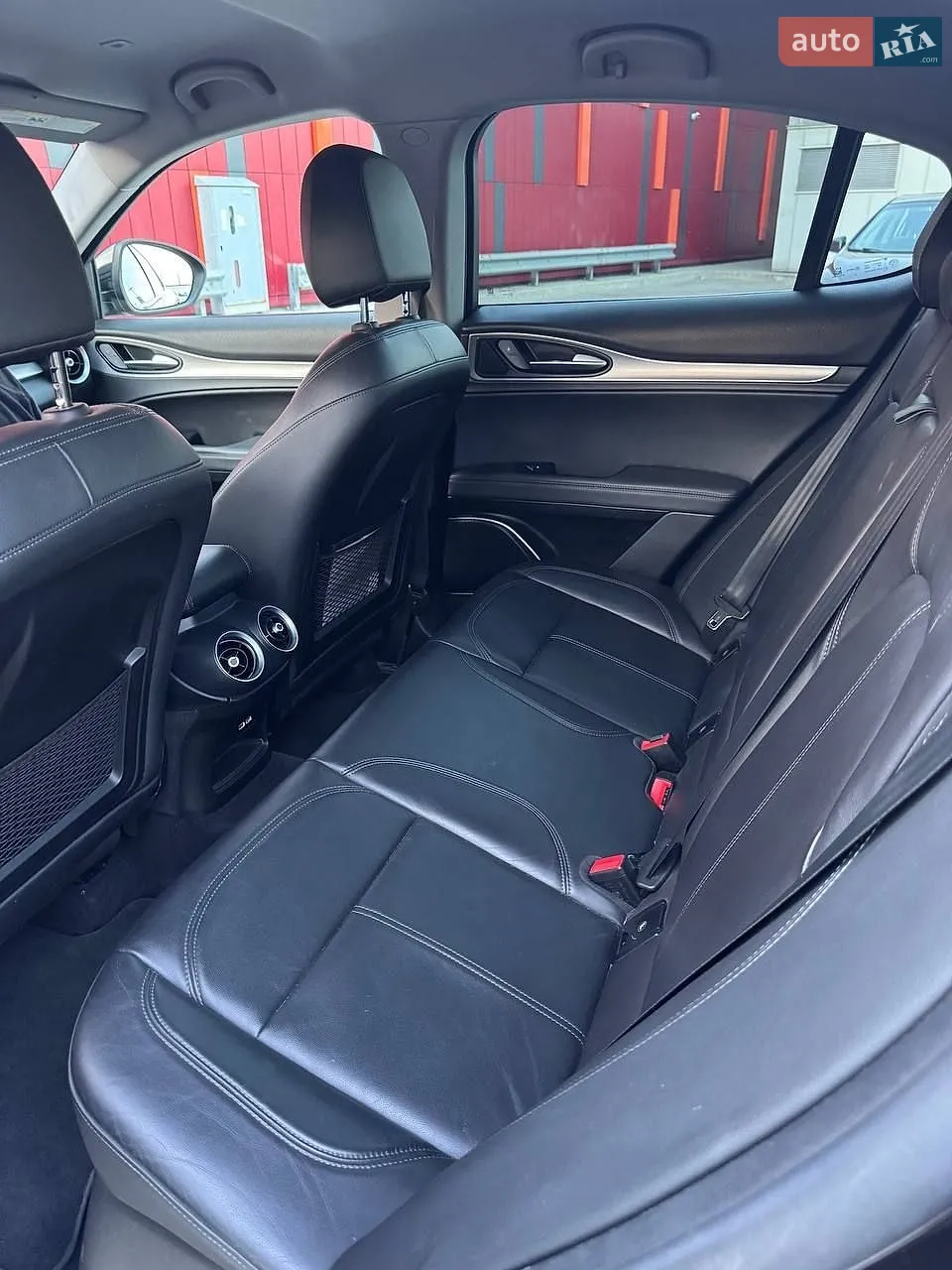 2018 Alfa Romeo Stelvio - мініатюра 13