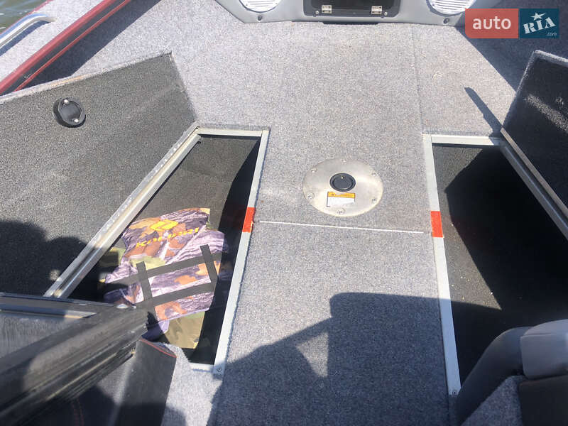 Катер Alumacraft Trophy 2017 в Полтаве