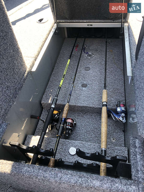 Катер Alumacraft Trophy 2017 в Полтаве