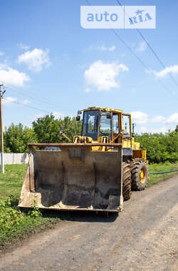 Фронтальный погрузчик Амкодор 320 2011 в 