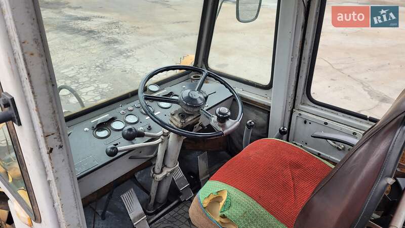 Фронтальні навантажувачі Амкодор ТО-30 1992 в Запоріжжі фото 6 Фронтальні навантажувачі Амкодор ТО-30 1992 в Запоріжжі