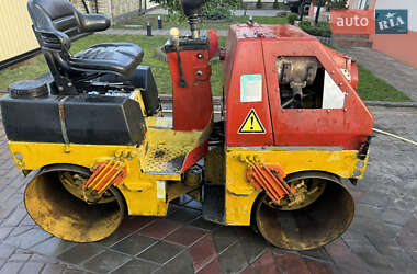 Дорожній каток Ammann AP 1992 в 
