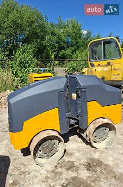 Каток ґрунтовий Ammann ARX 2015 в 