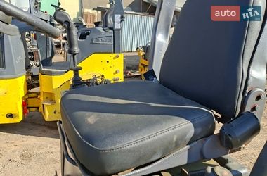 Дорожный каток Ammann ARX 2015 в Львове
