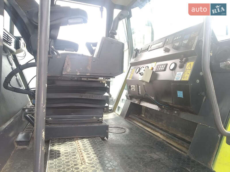 Асфальтоукладчик Ammann AV 2010 в Олыке