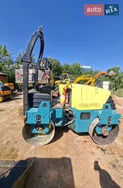 Дорожный каток Ammann AV 2015 в 