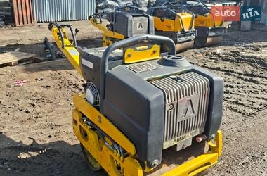 Дорожный каток Ammann AV 2015 в Львове