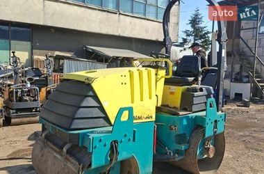 Дорожный каток Ammann AV 2010 в Львове
