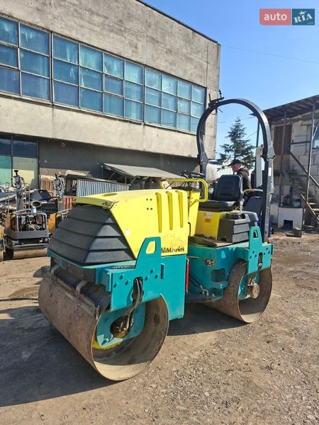 Дорожный каток Ammann AV 2010 в Львове