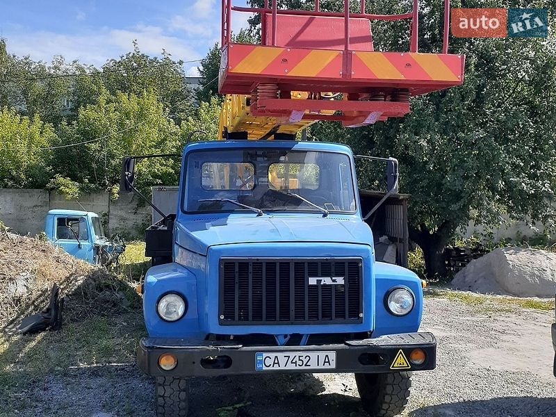 Автовышка АП 17 1996 в Умани фото Автовышка АП 17 1996 в Умани