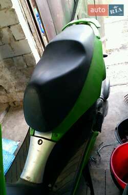 Скутер Aprilia Leonardo 250 2000 в 