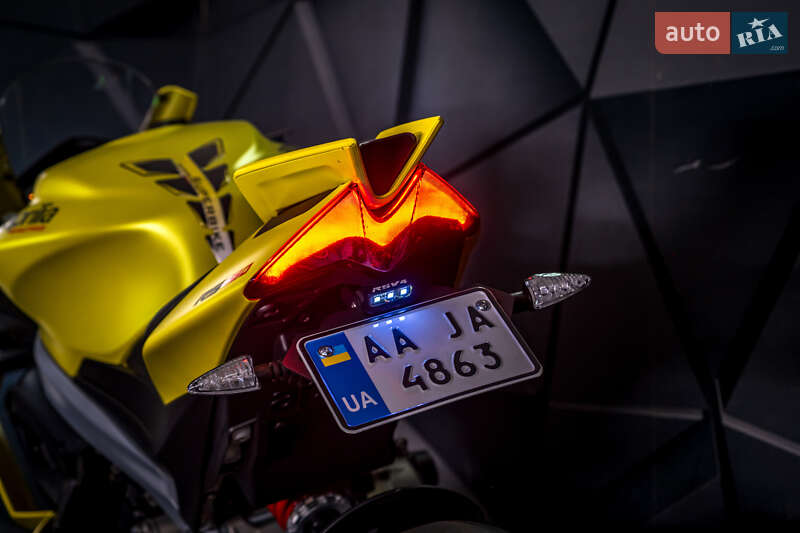 Спортбайк Aprilia RS 660 2024 в Києві фото 16 Спортбайк Aprilia RS 660 2024 в Києві