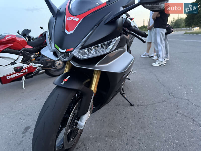 Спортбайк Aprilia RSV4 2021 в Сумах