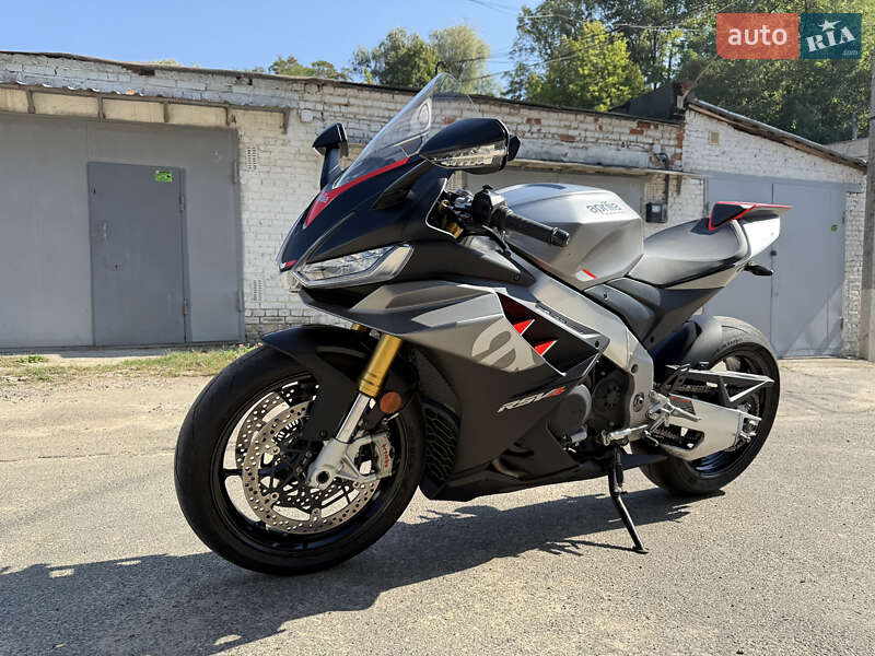 Спортбайк Aprilia RSV4 2021 в Сумах