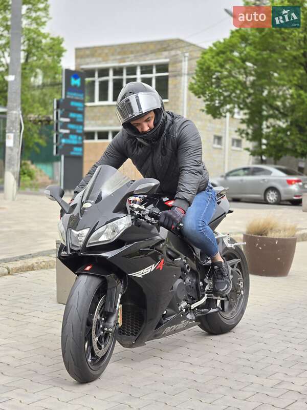Спортбайк Aprilia RSV4 2009 в Одесі