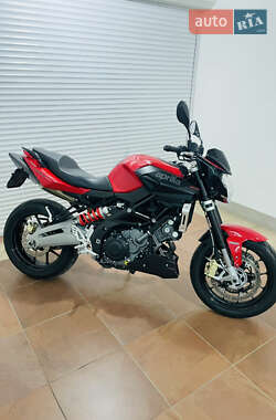 Мотоцикл Без обтікачів (Naked bike) Aprilia Shiver 2016 в 