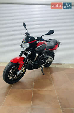 Мотоцикл Без обтікачів (Naked bike) Aprilia Shiver 2016 в 