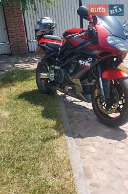 Спортбайк Aprilia SL 2004 в 