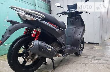 Скутер Aprilia Sportcity 2013 в 