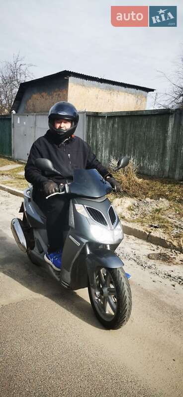 Скутер Aprilia Sportcity 2006 в Ирпене