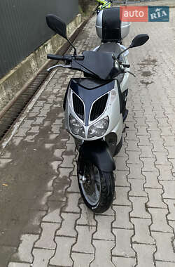 Мопеди Aprilia Sportcity 2006 в Чернівцях