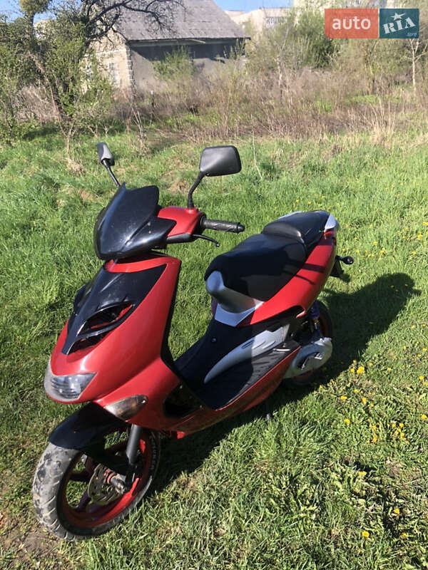 Скутер Aprilia SR 2008 в Черновцах фото 7 Скутер Aprilia SR 2008 в Черновцах