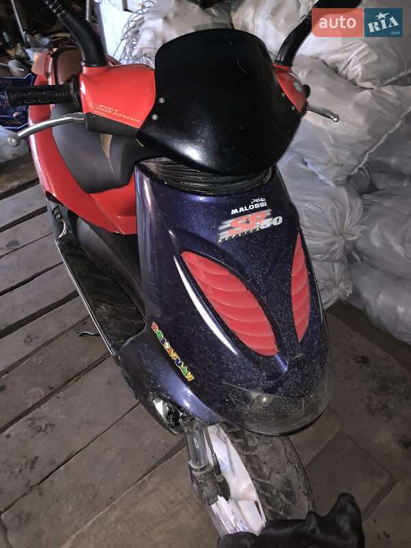 Грузовые мотороллеры, мотоциклы, скутеры, мопеды Aprilia SR 2000 в Литине